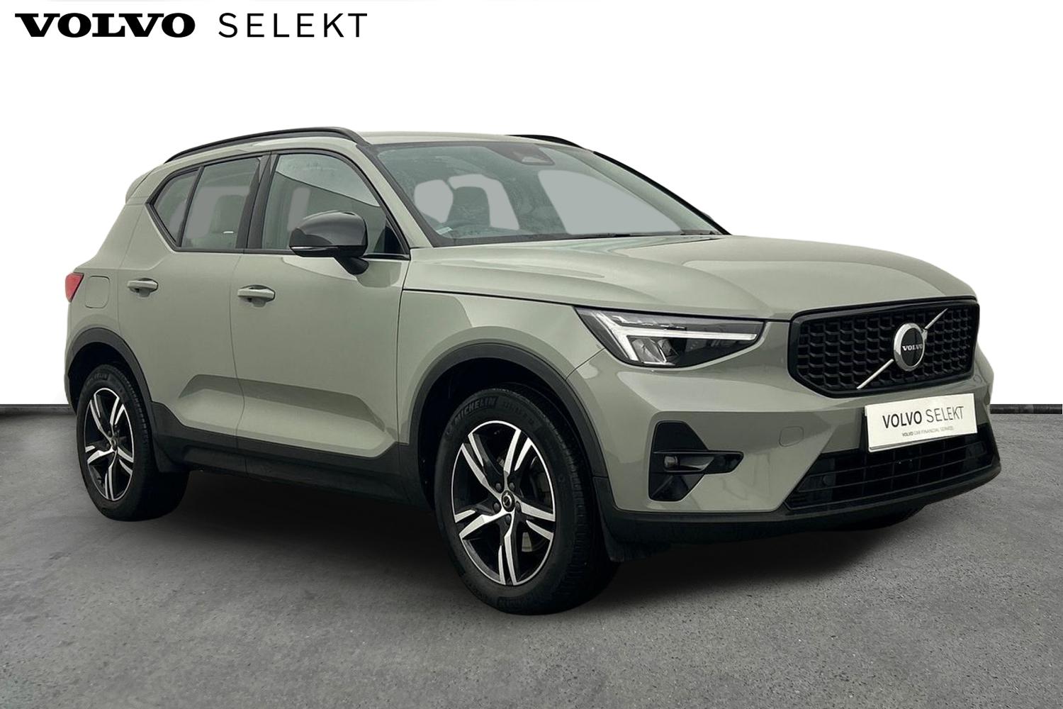 Main listing image - Volvo XC40