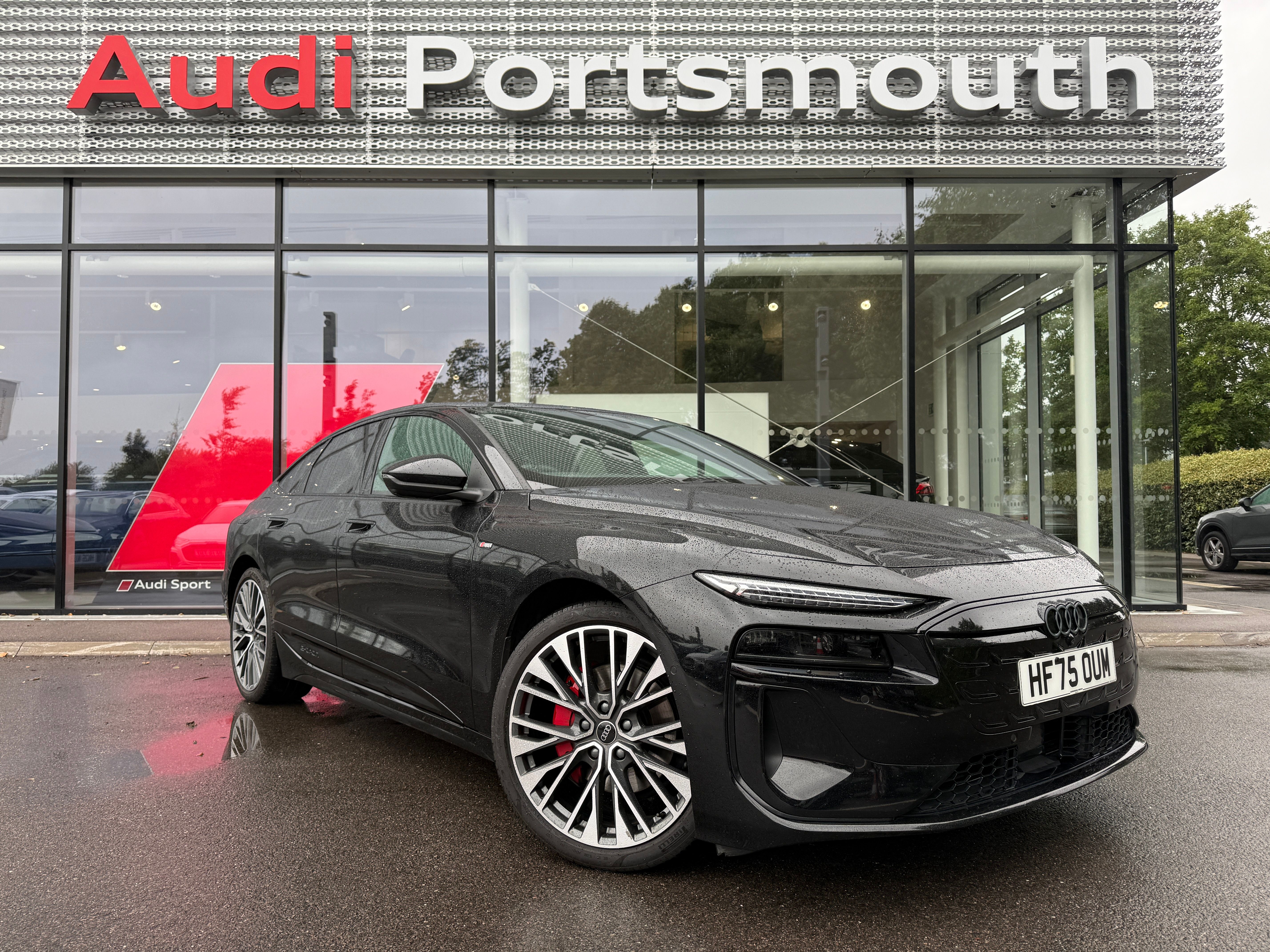 Main listing image - Audi A6