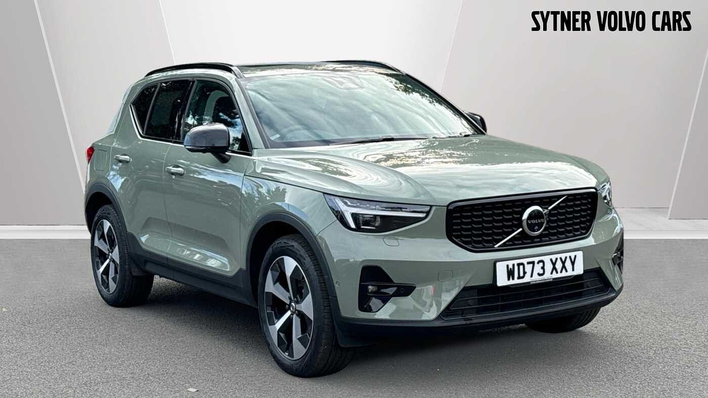 Main listing image - Volvo XC40