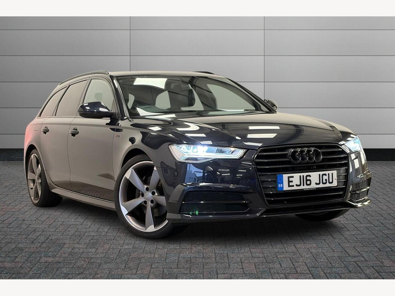 Main listing image - Audi A6