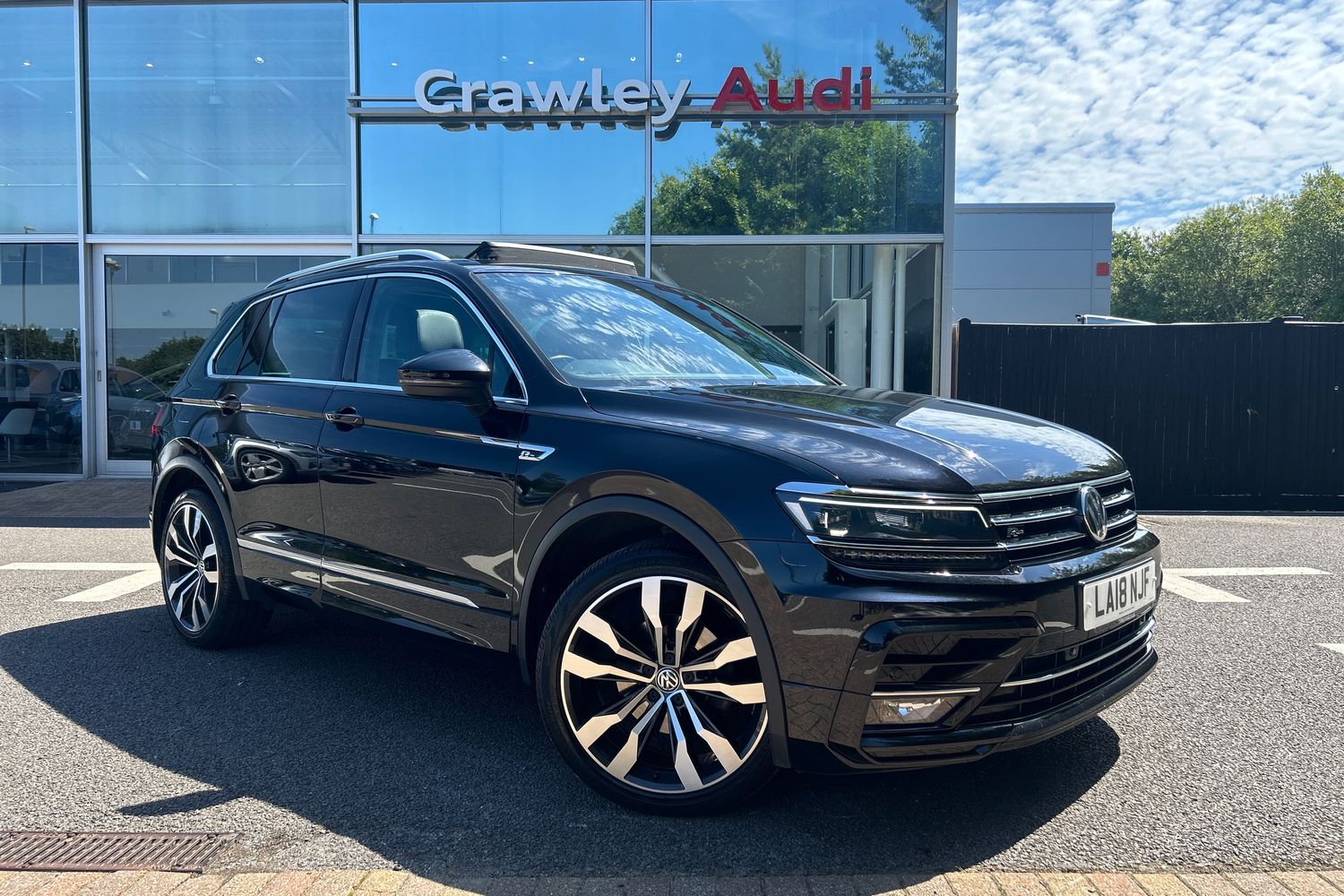 Main listing image - Volkswagen Tiguan