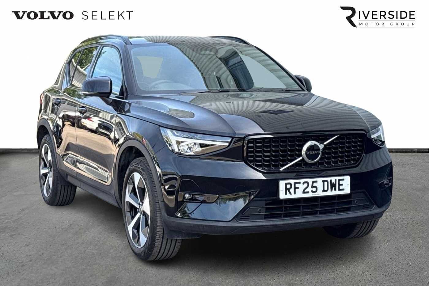 Main listing image - Volvo XC40
