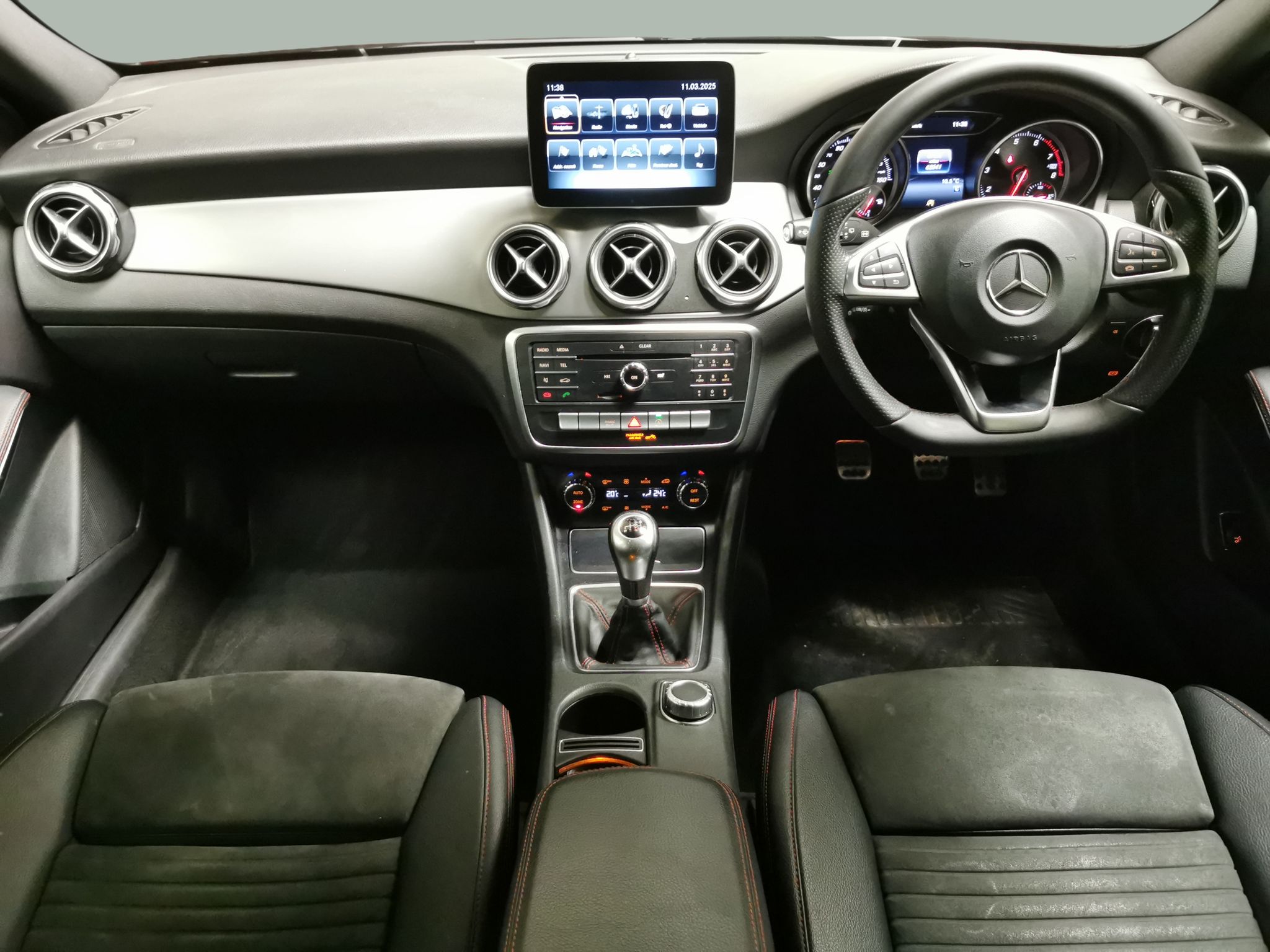 Main listing image - Mercedes-Benz GLA