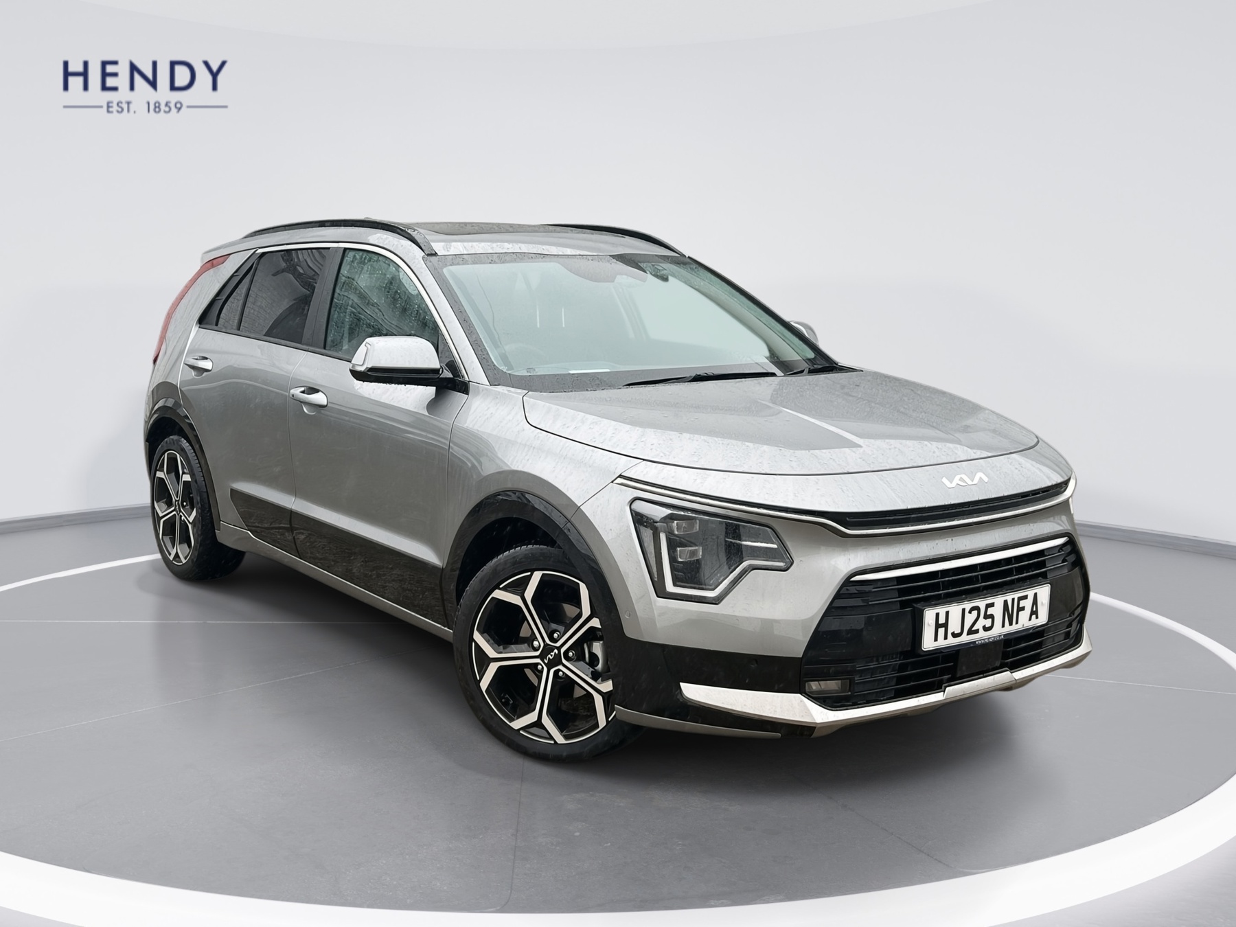 Main listing image - Kia Niro