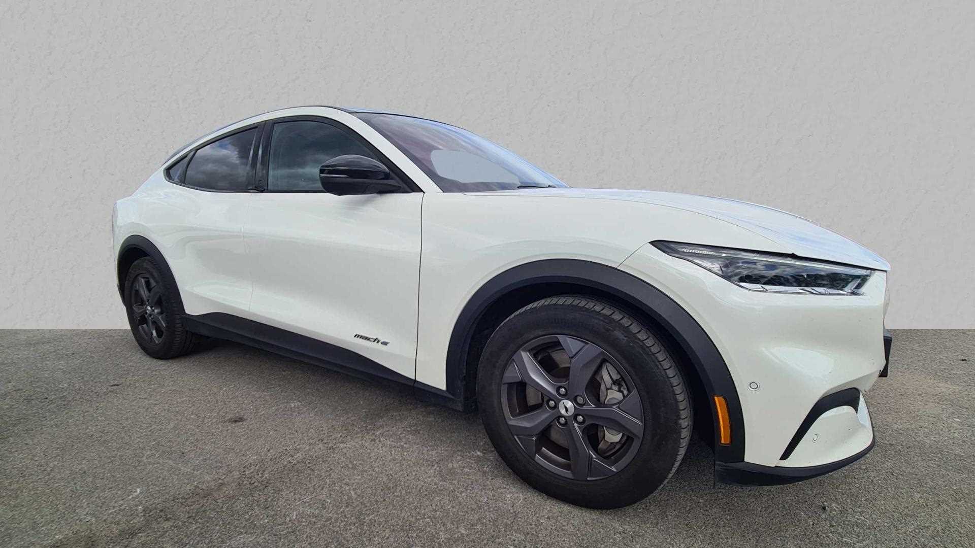 Main listing image - Ford Mustang Mach-E