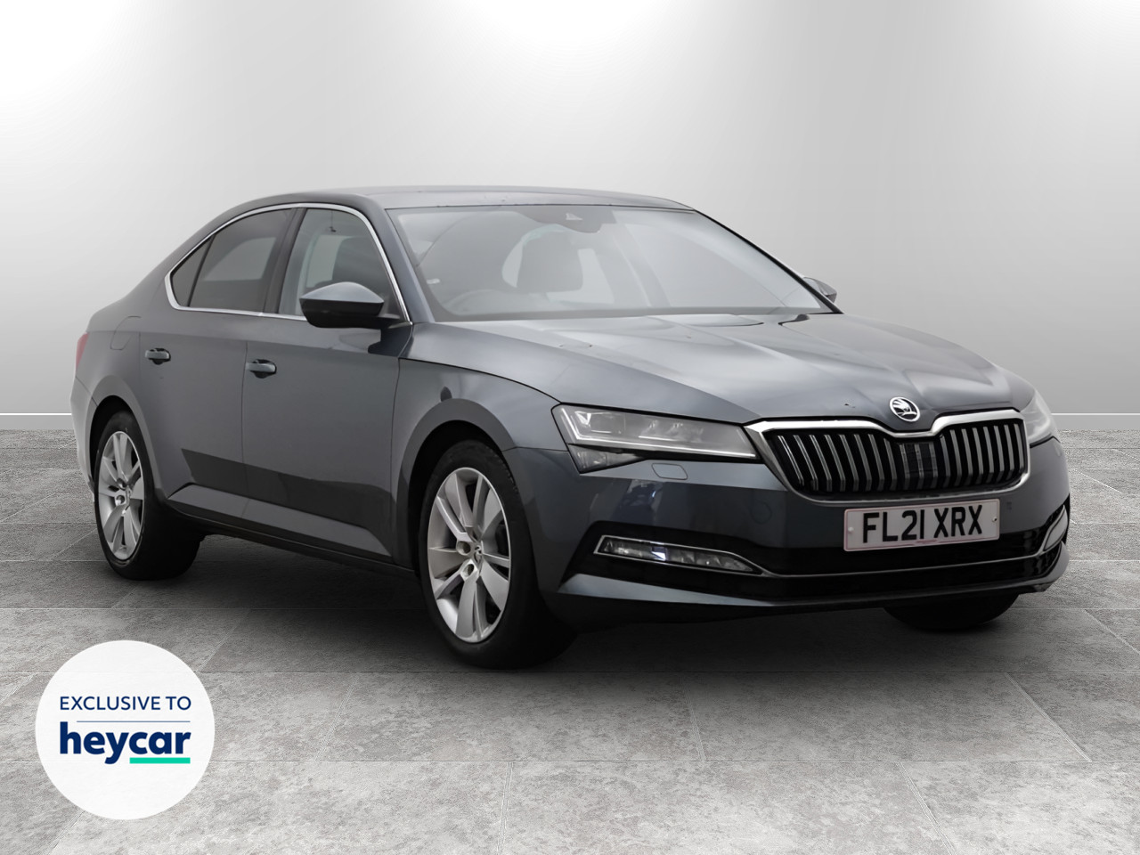 Main listing image - Skoda Superb