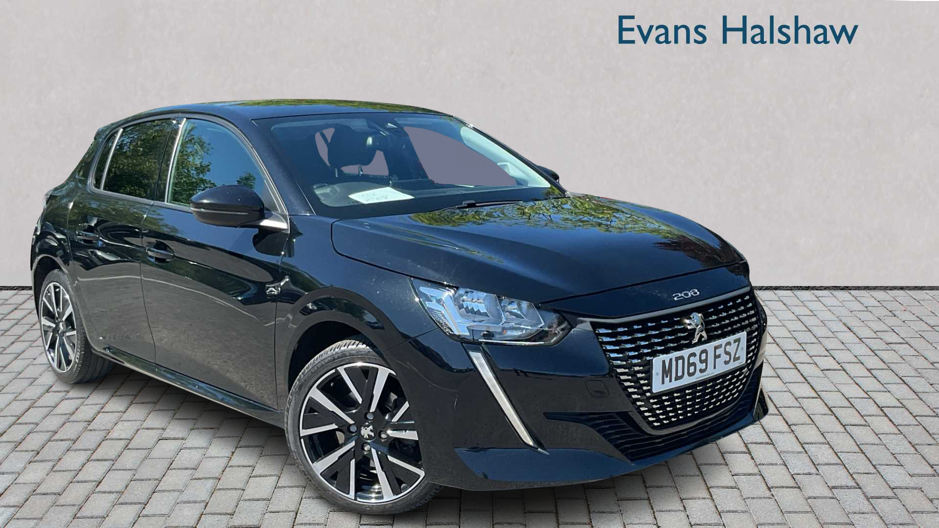 Main listing image - Peugeot 208