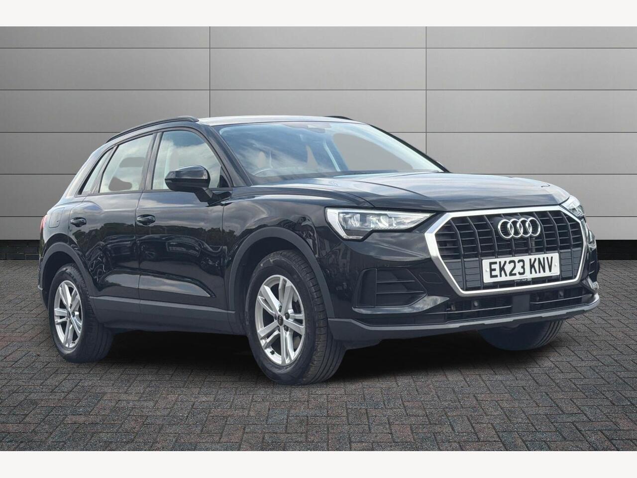 Main listing image - Audi Q3