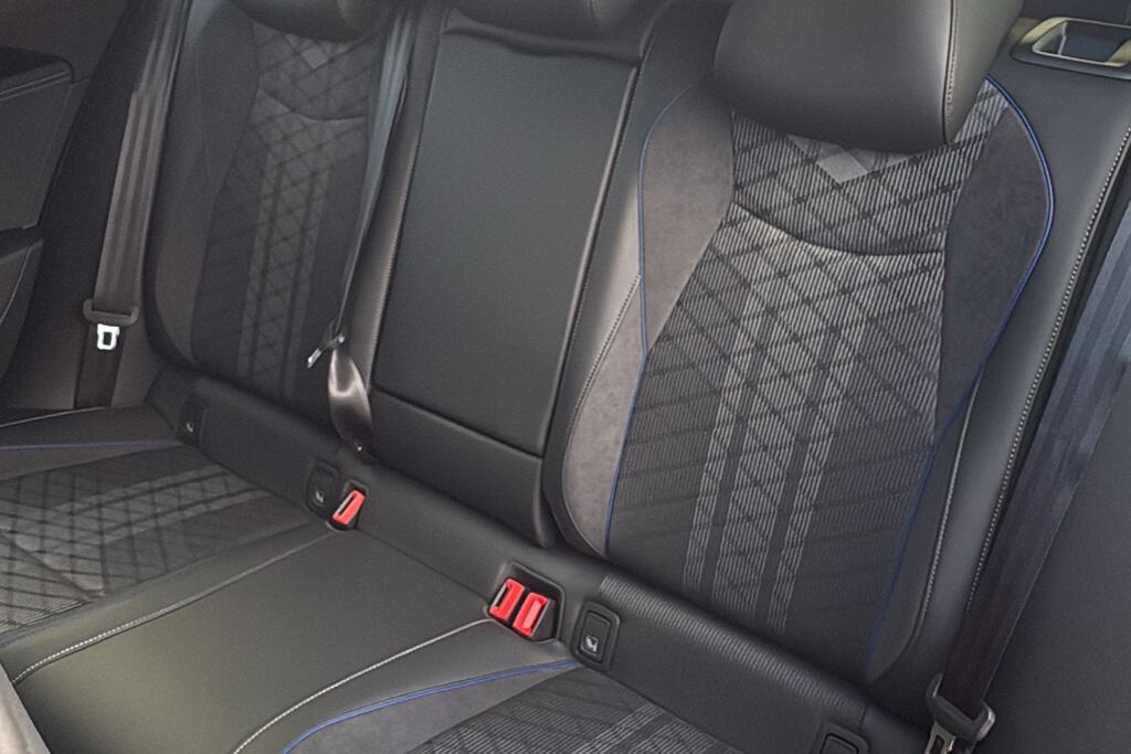 Main listing image - Volkswagen Passat Estate