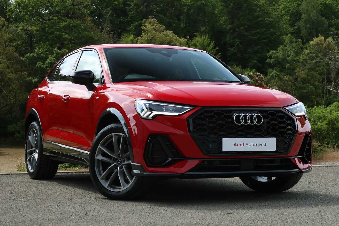 Main listing image - Audi Q3