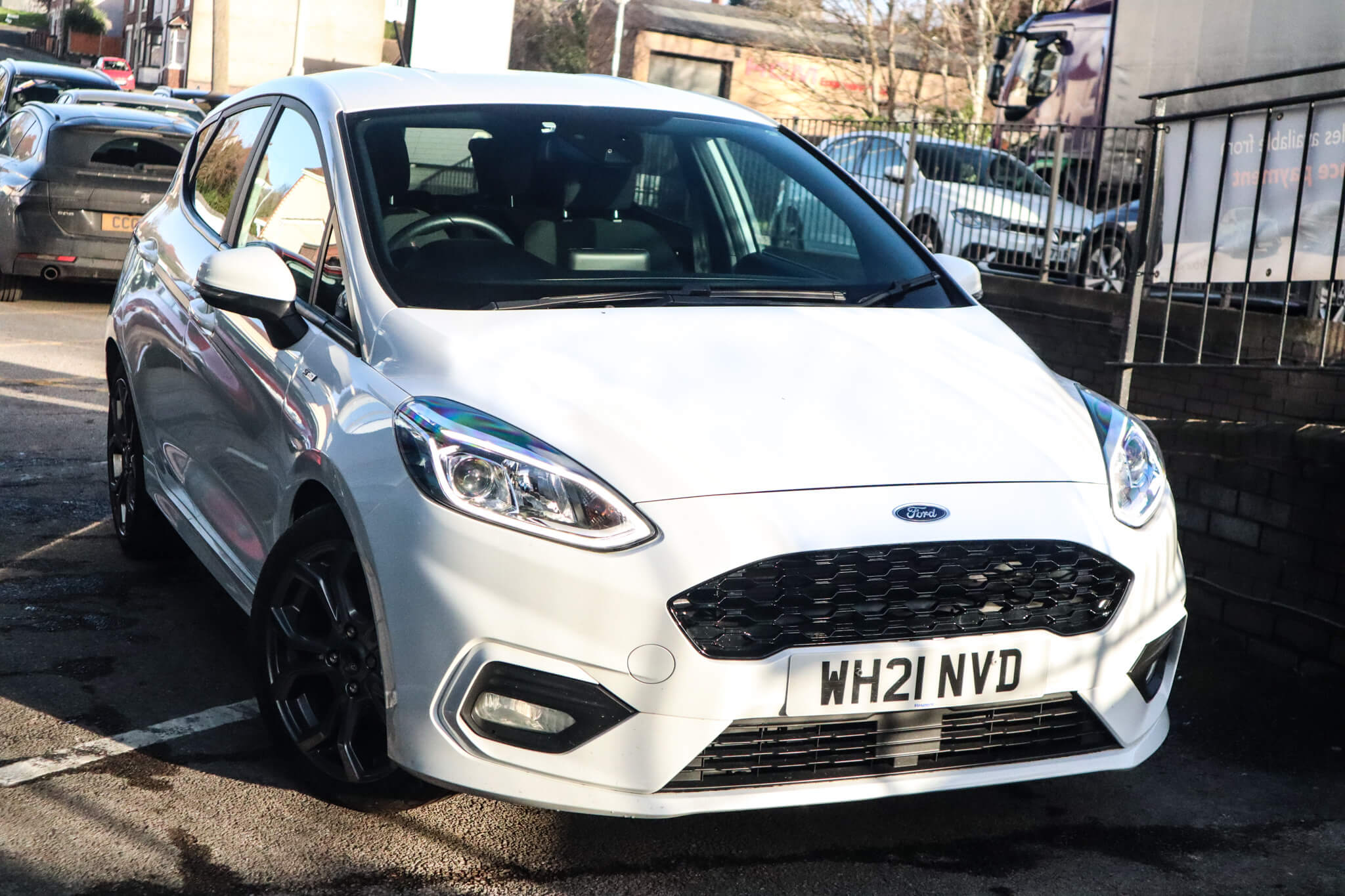 Main listing image - Ford Fiesta
