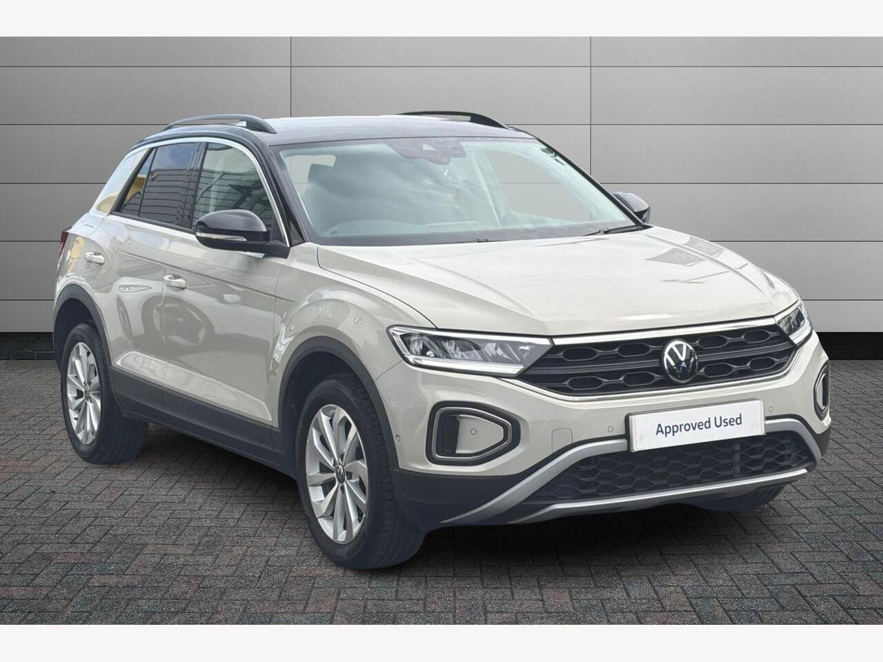 Main listing image - Volkswagen T-Roc