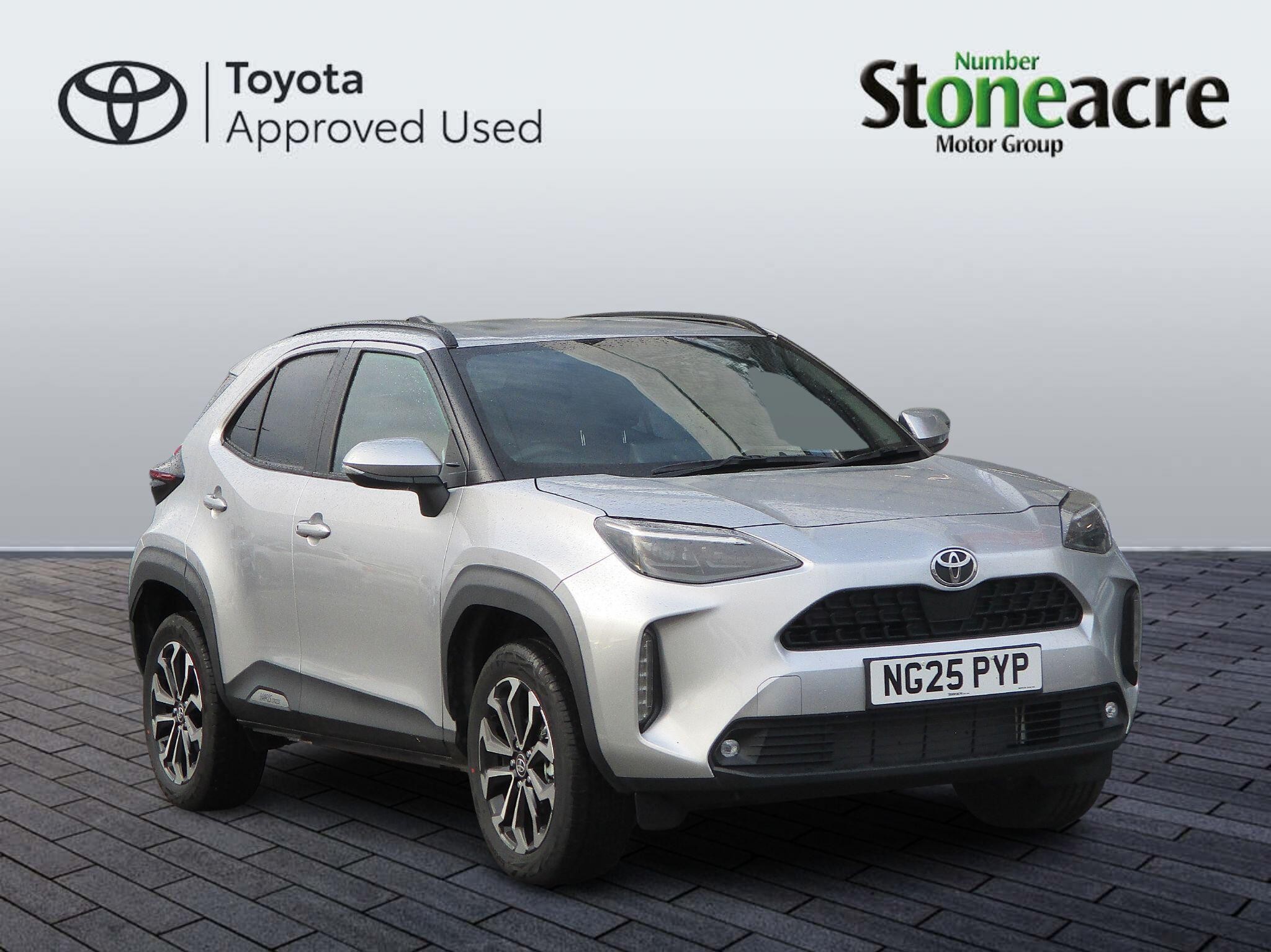 Main listing image - Toyota Yaris Cross