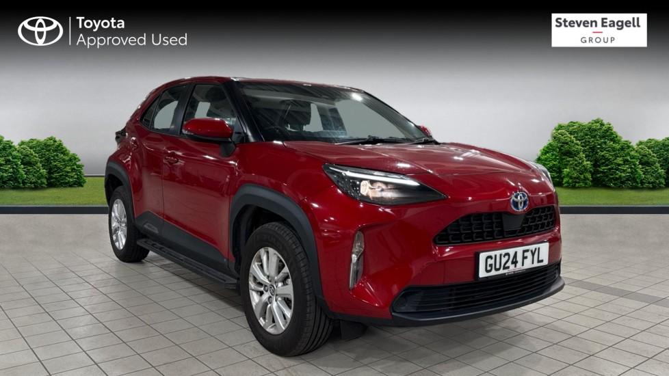 Main listing image - Toyota Yaris Cross