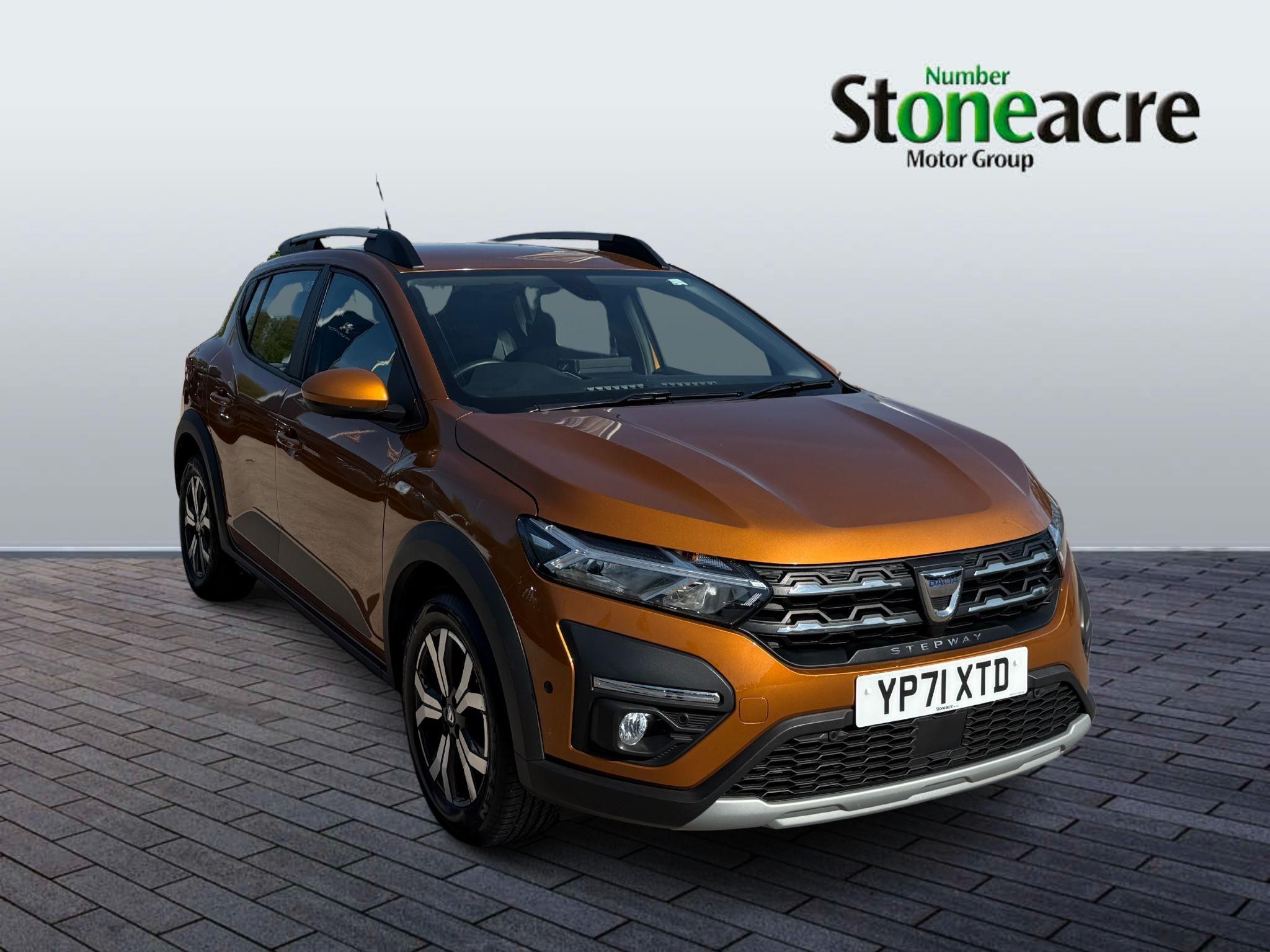 Main listing image - Dacia Sandero Stepway
