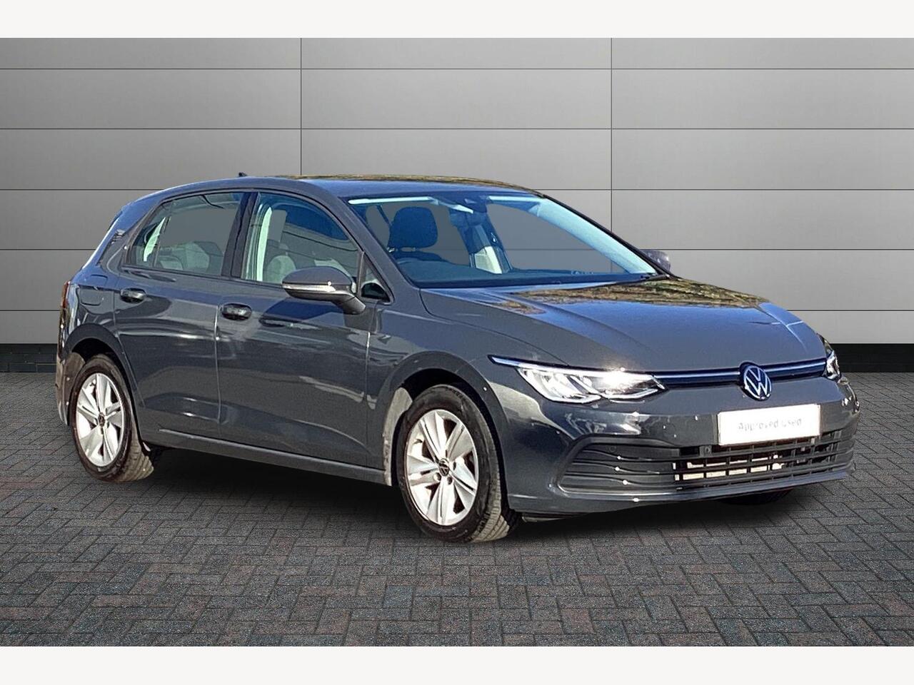 Main listing image - Volkswagen Golf