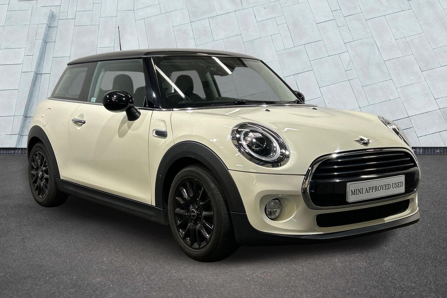 Main listing image - MINI Hatchback