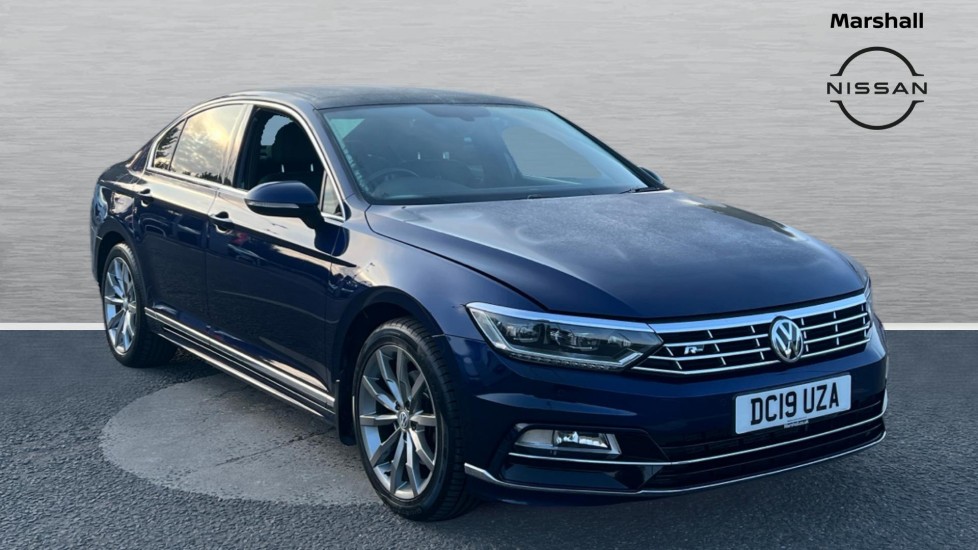 Main listing image - Volkswagen Passat