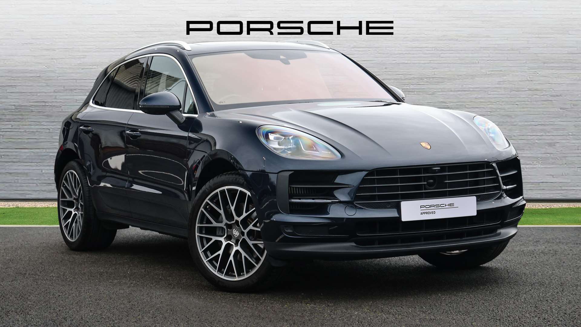 Main listing image - Porsche Macan
