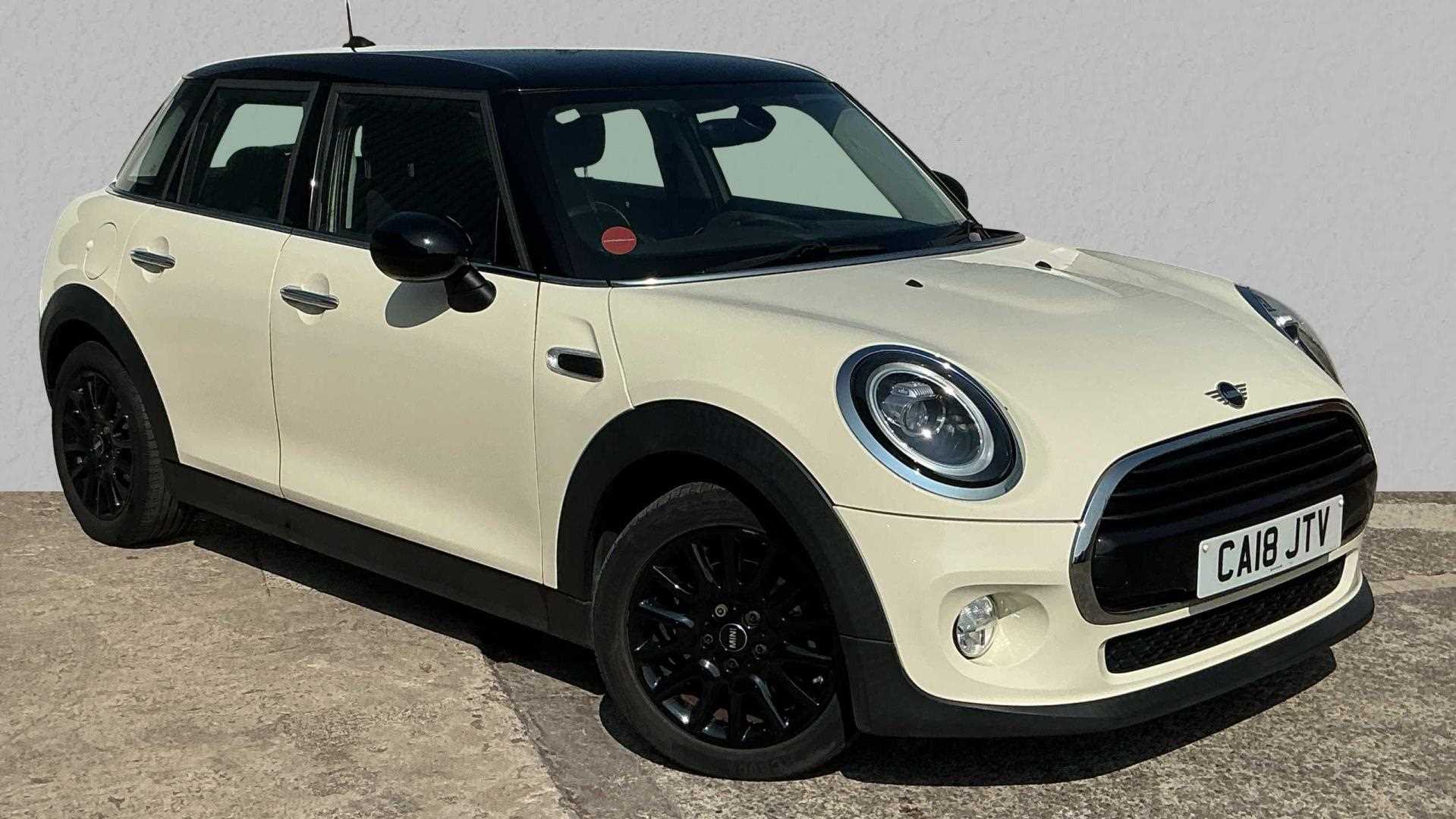 Main listing image - MINI Hatchback 5dr