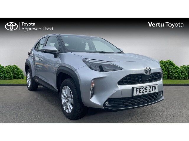 Main listing image - Toyota Yaris Cross