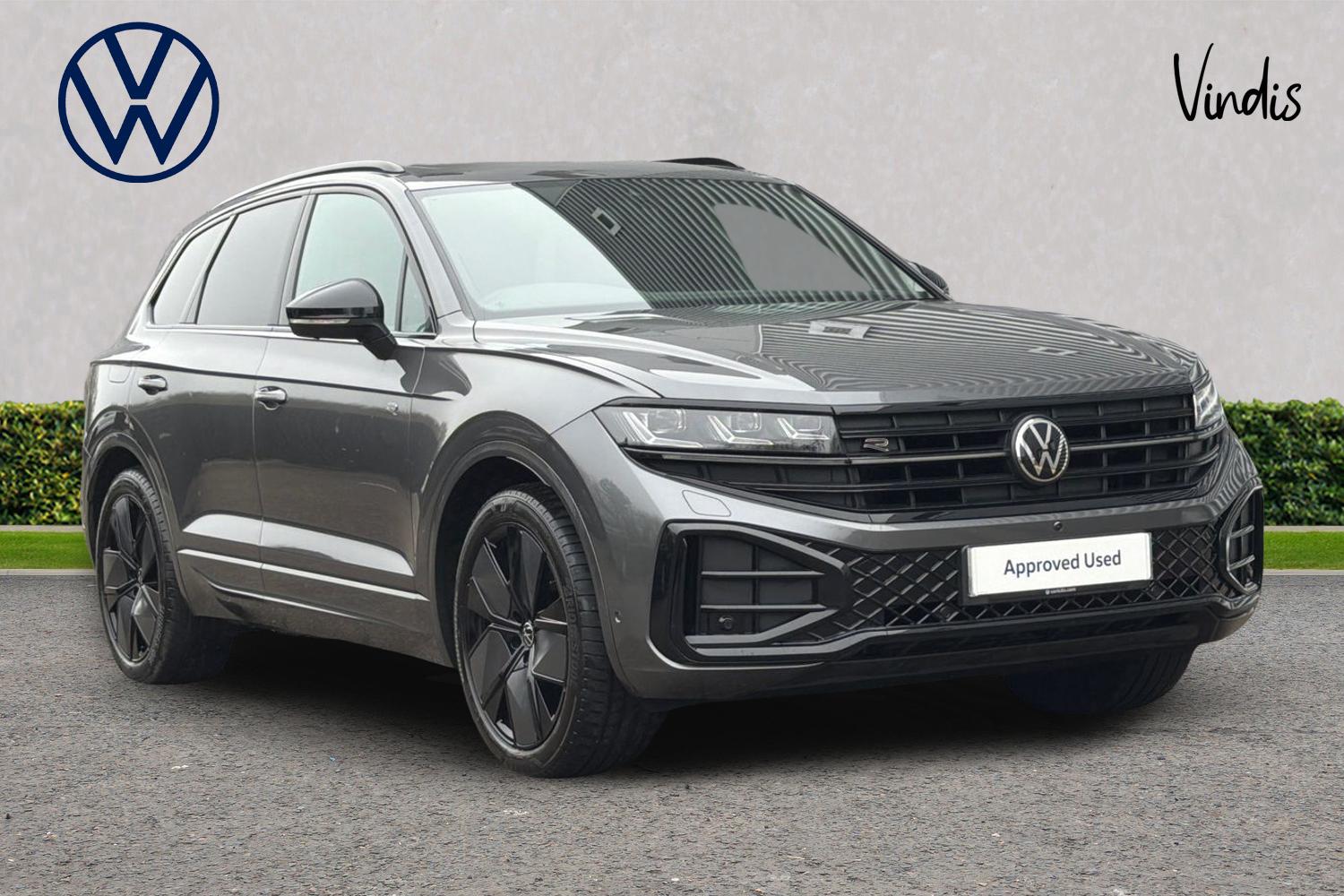 Main listing image - Volkswagen Touareg