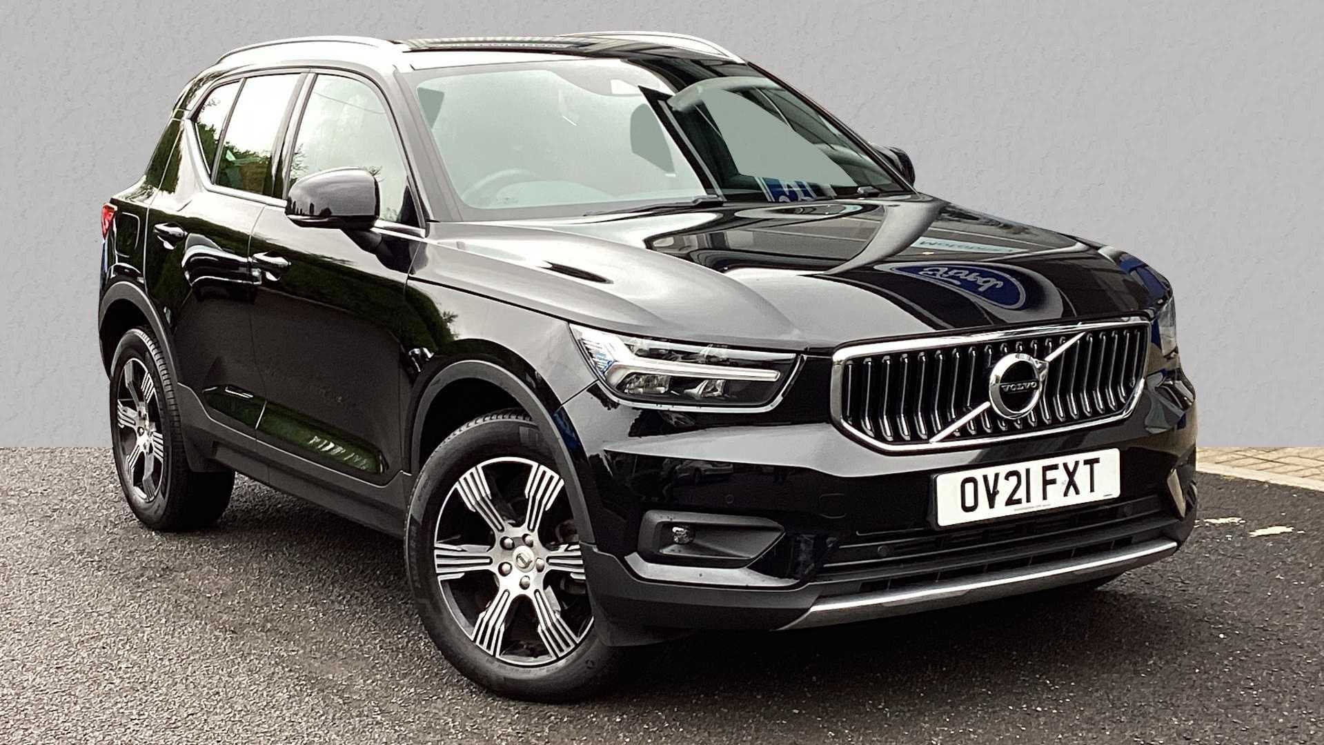 Main listing image - Volvo XC40