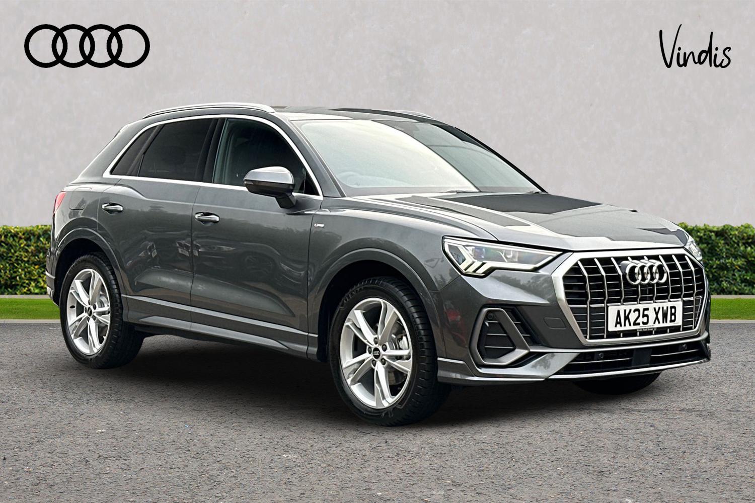 Main listing image - Audi Q3
