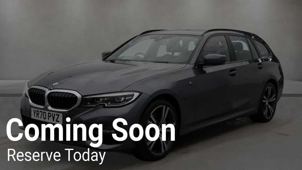 Main listing image - BMW 3 Series Touring