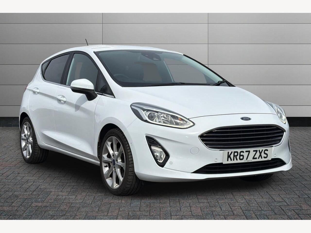 Main listing image - Ford Fiesta