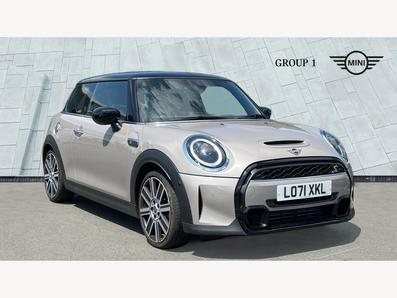 Main listing image - MINI Hatchback