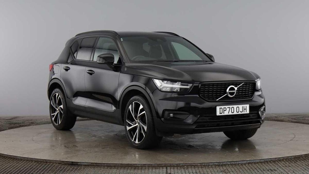 Main listing image - Volvo XC40