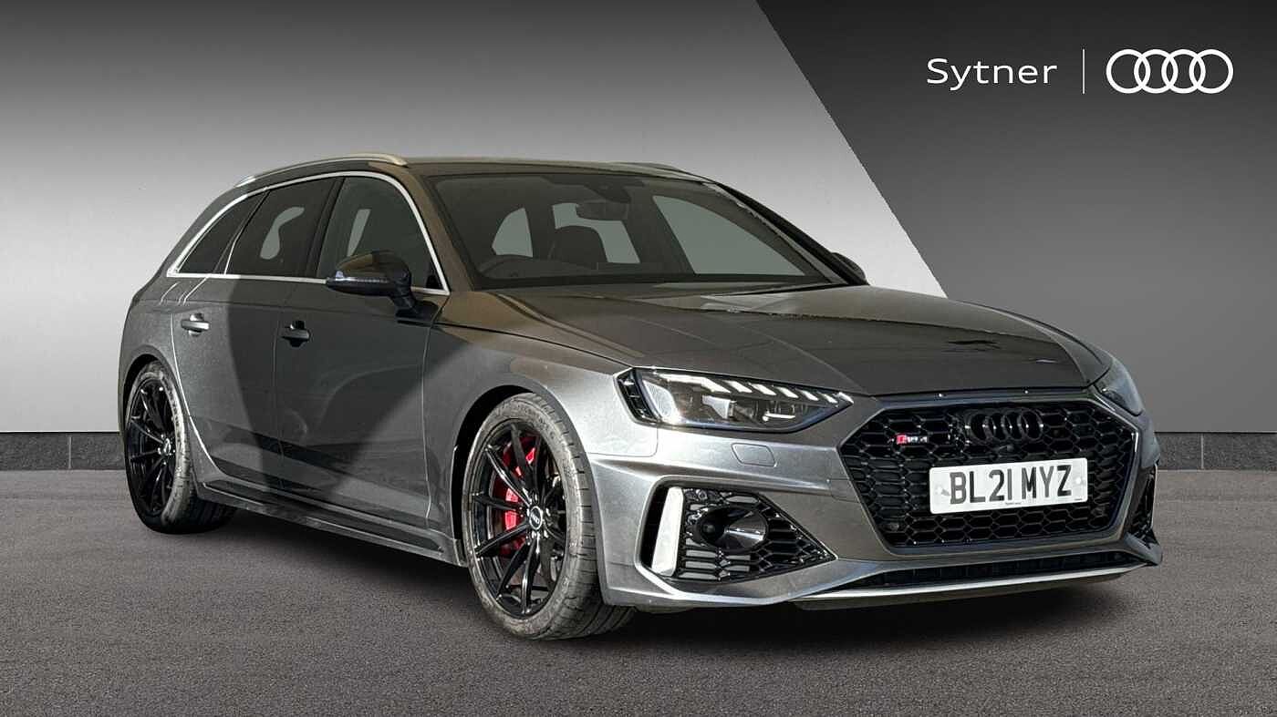 Main listing image - Audi RS4