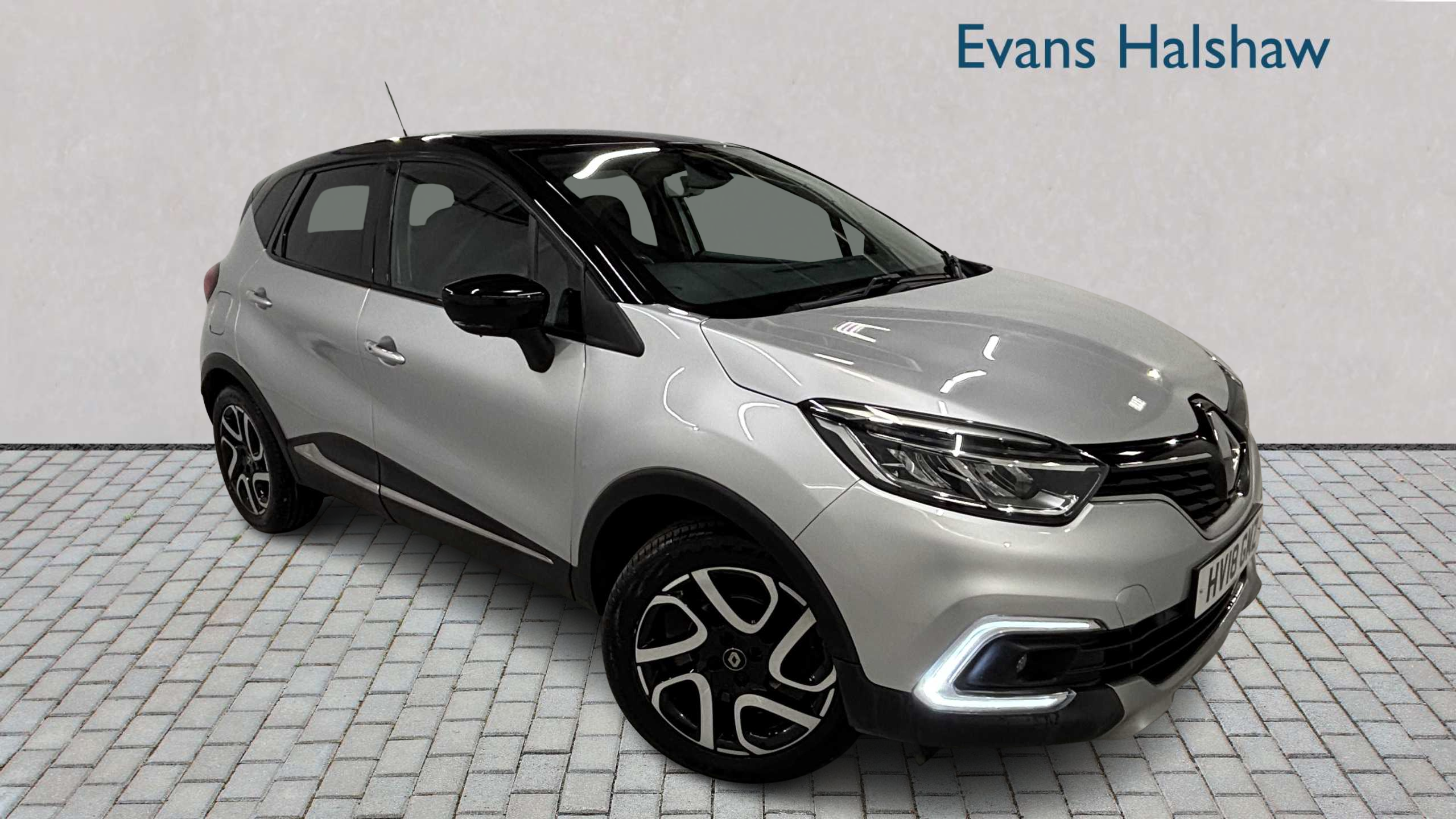 Main listing image - Renault Captur
