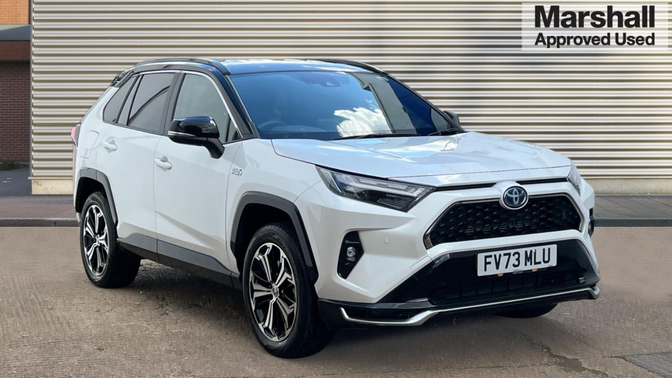 Main listing image - Toyota RAV4