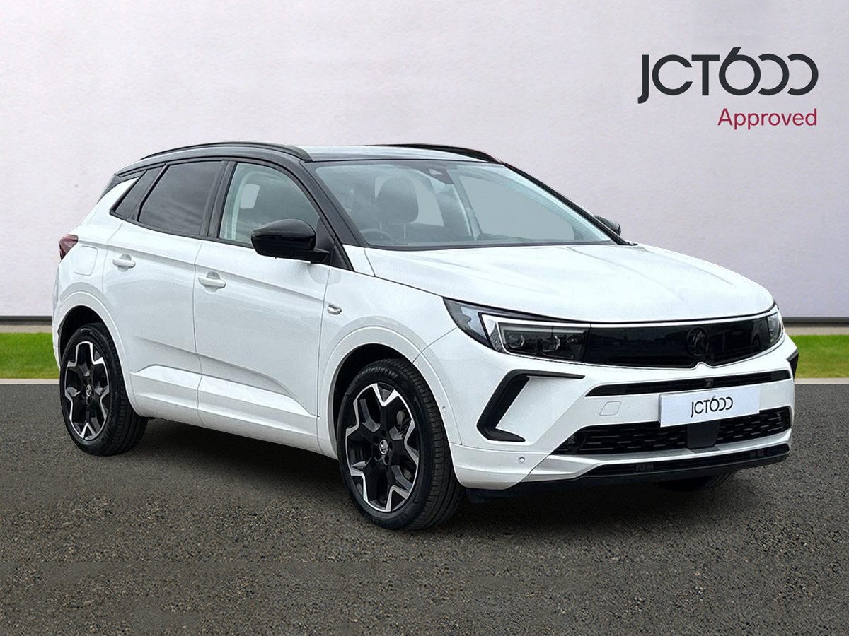Main listing image - Vauxhall Grandland
