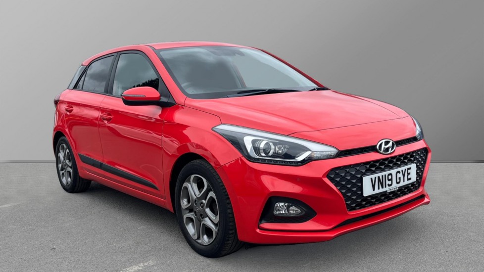 Main listing image - Hyundai i20