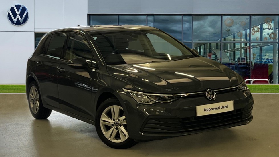 Main listing image - Volkswagen Golf