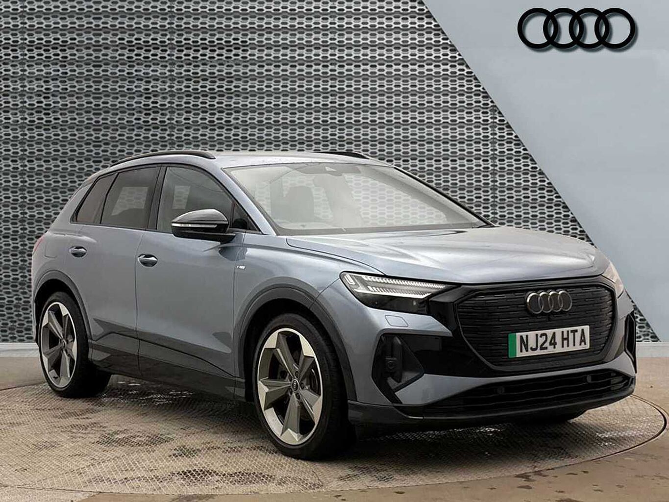 Main listing image - Audi Q4