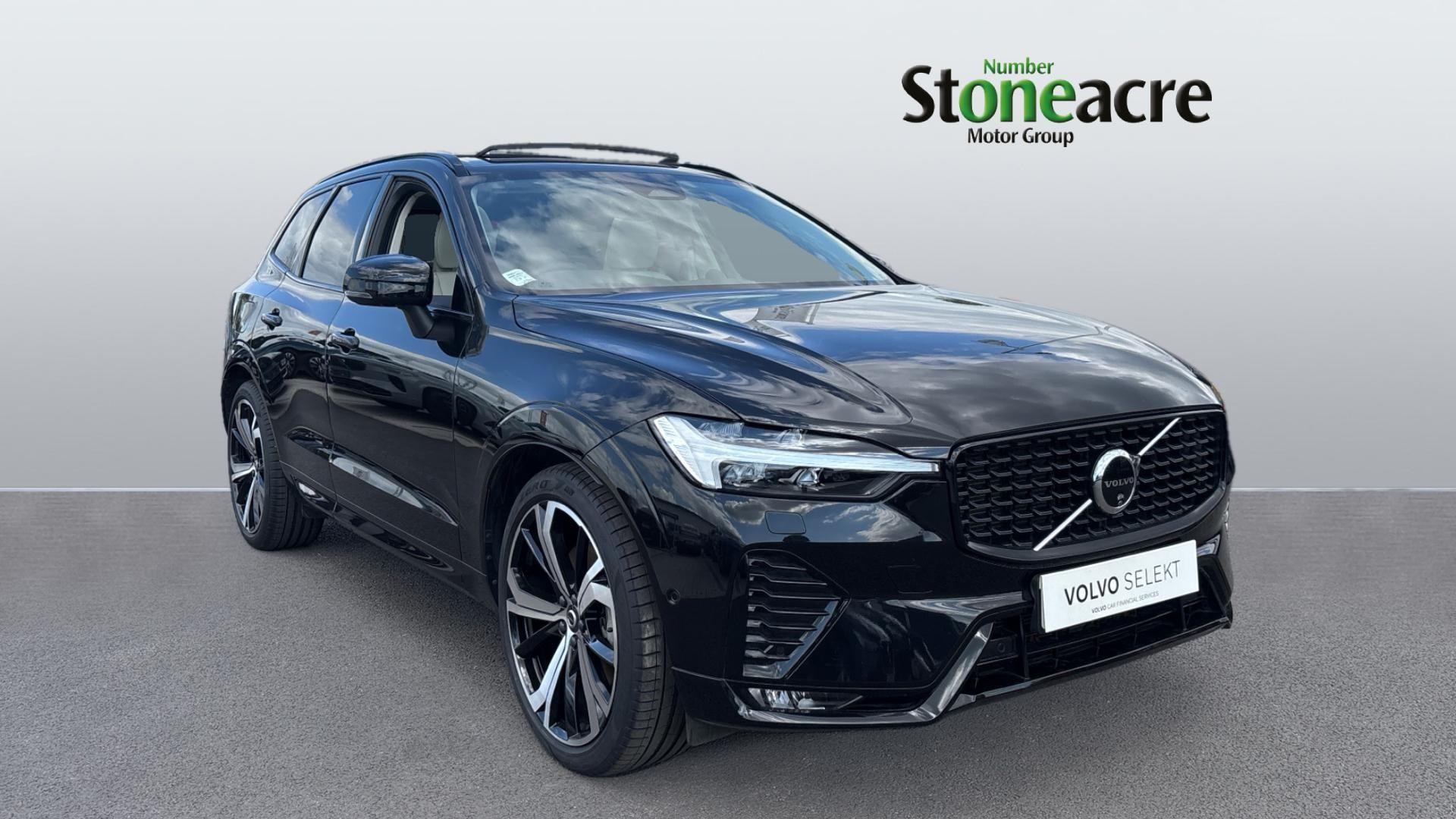 Main listing image - Volvo XC60