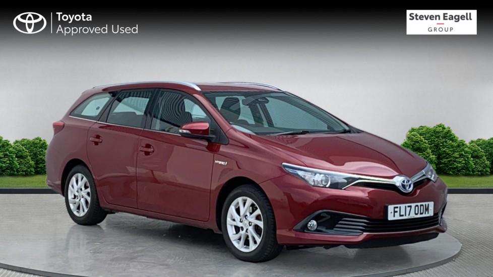 Main listing image - Toyota Auris Touring Sport