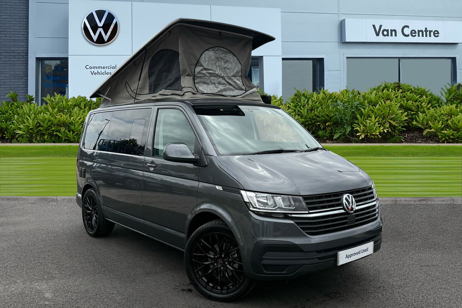 Main listing image - Volkswagen Transporter