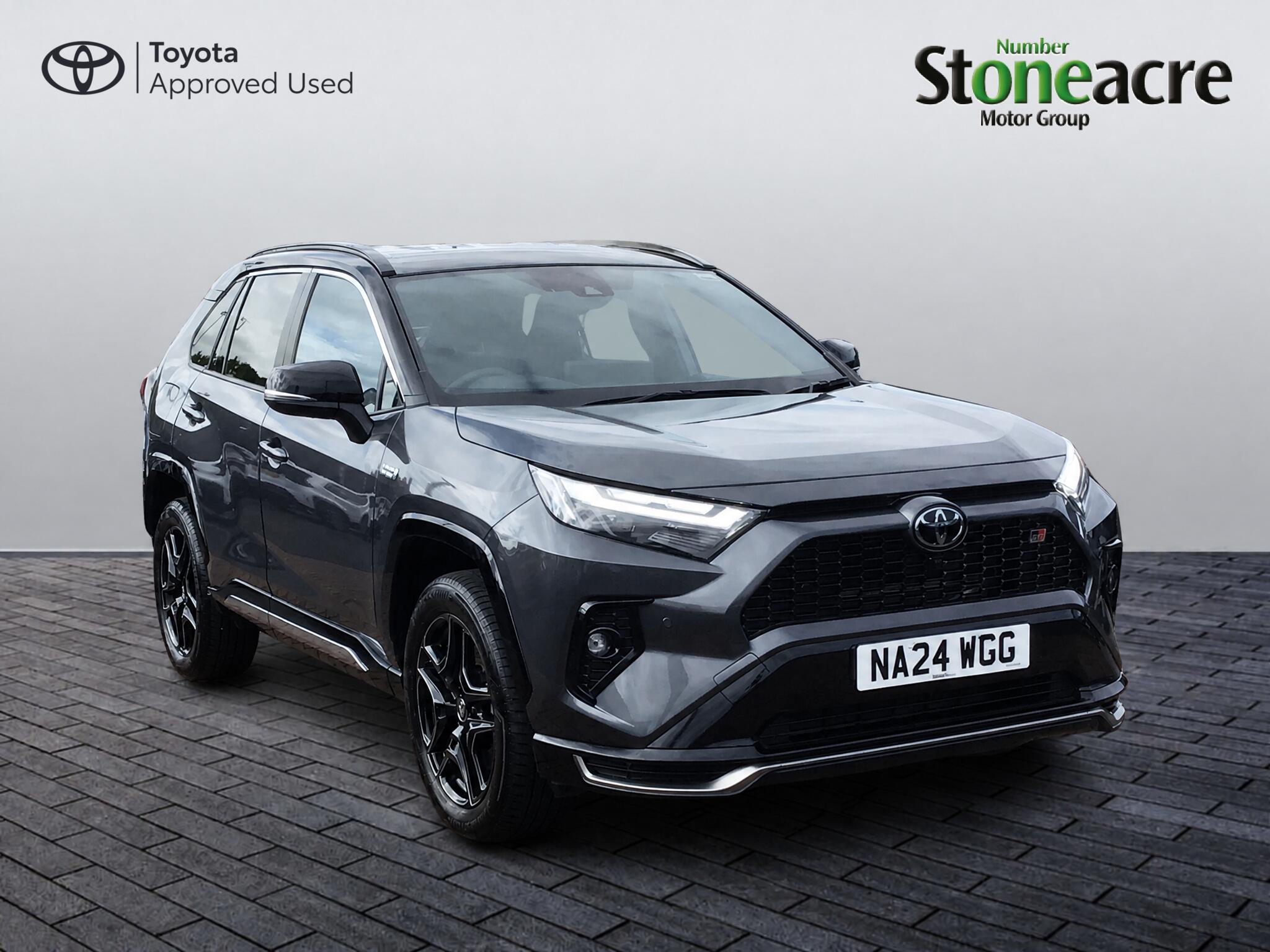 Main listing image - Toyota RAV4