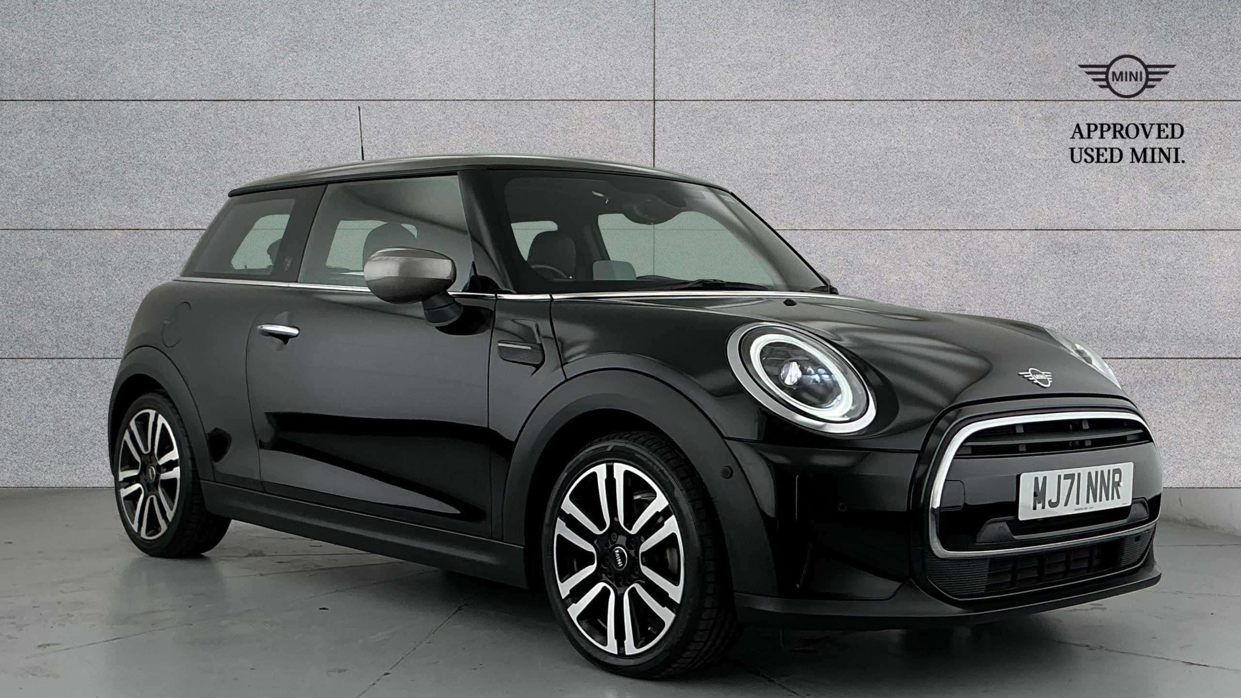 Main listing image - MINI Hatchback