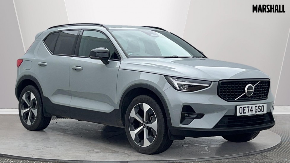 Main listing image - Volvo XC40