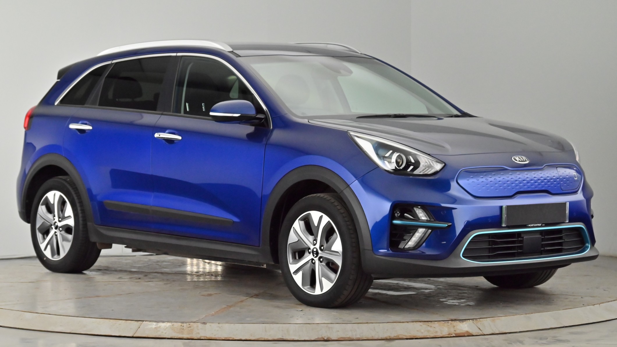 Main listing image - Kia e-Niro