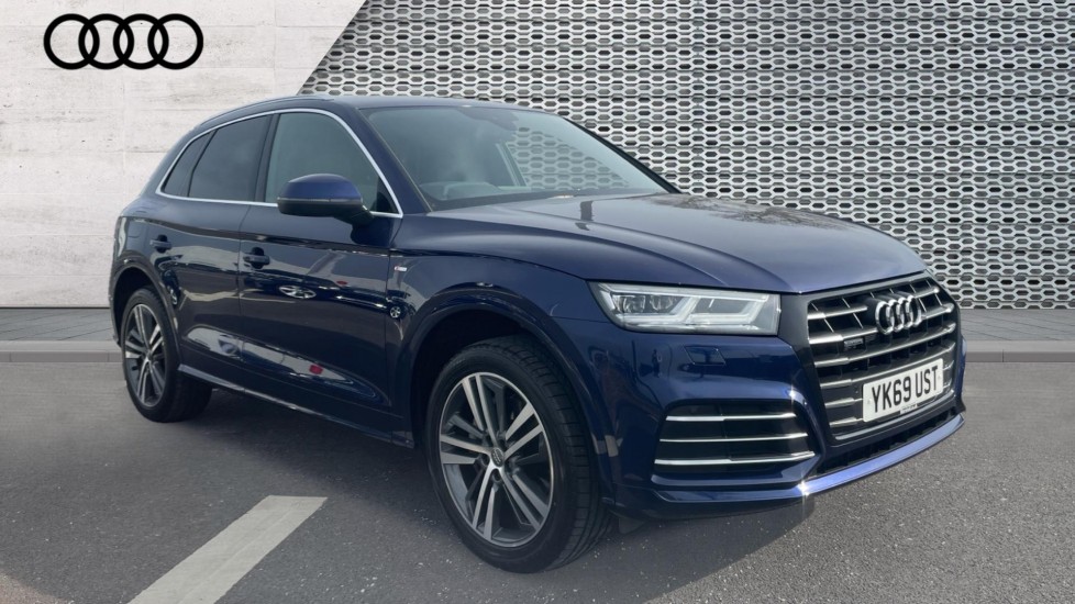 Main listing image - Audi Q5