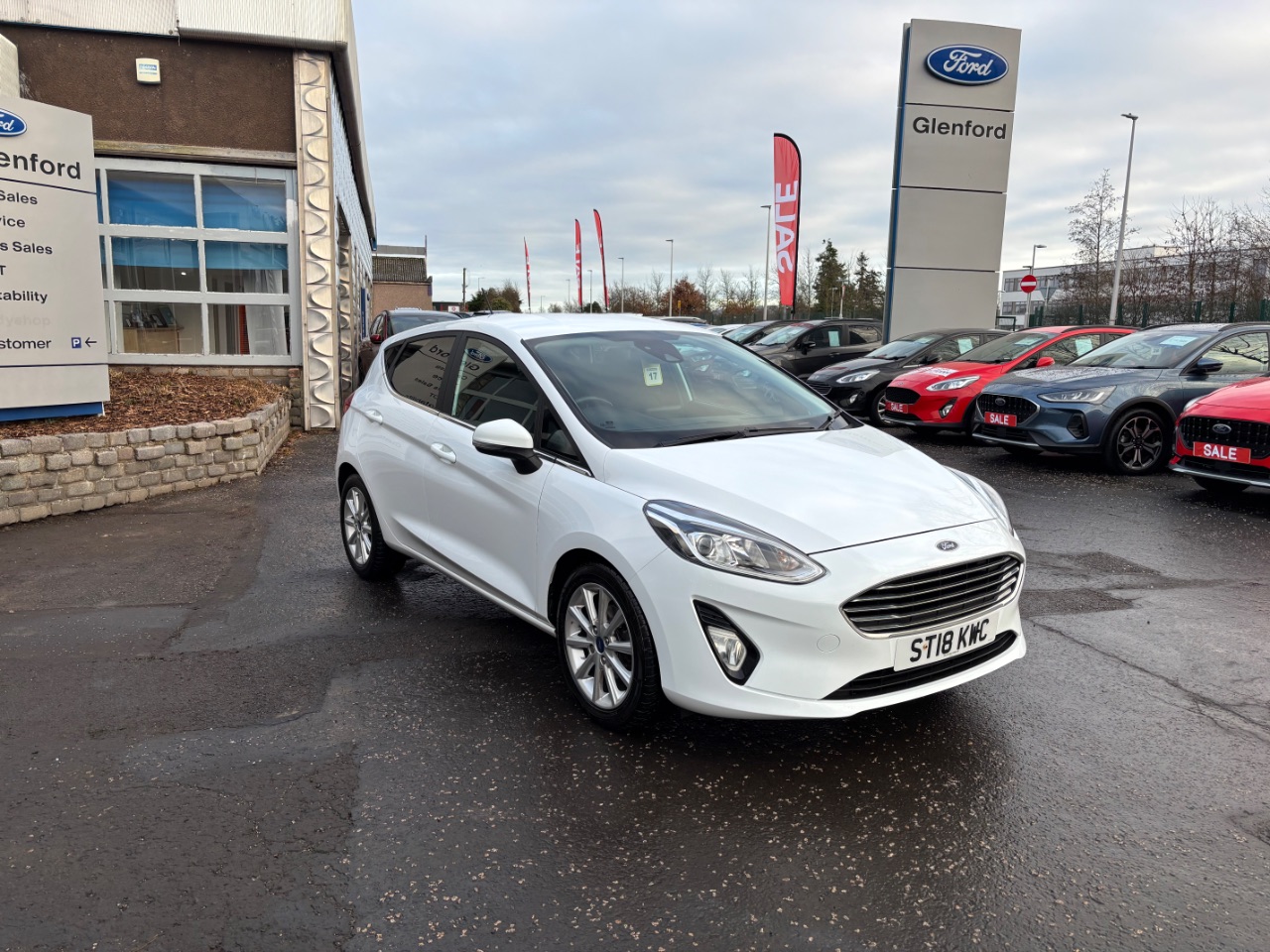 Main listing image - Ford Fiesta