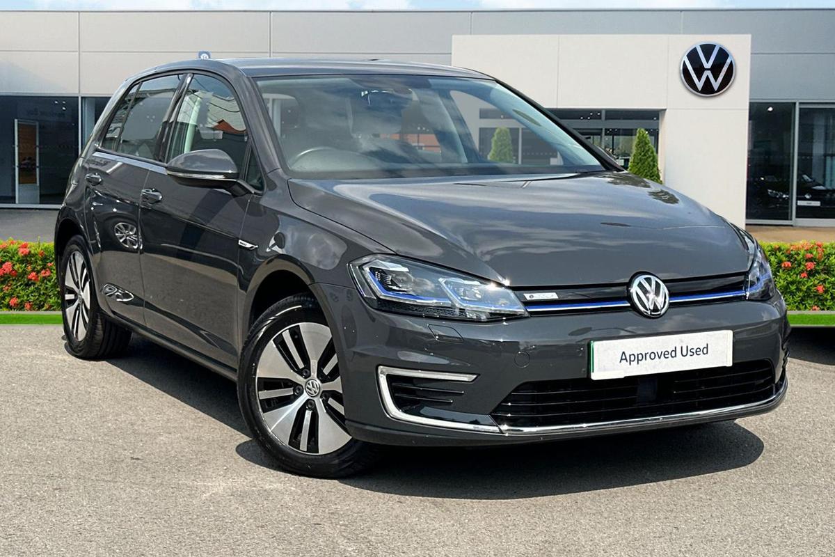 Main listing image - Volkswagen e-Golf