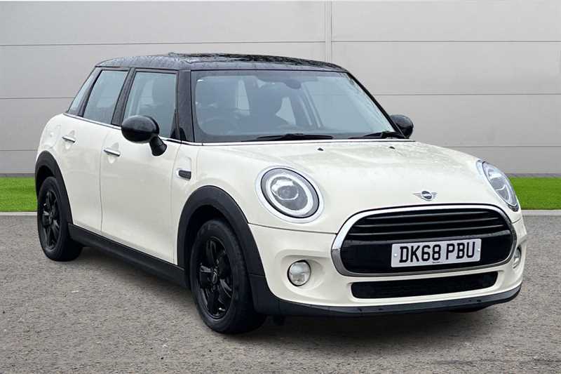 Main listing image - MINI Hatchback 5dr